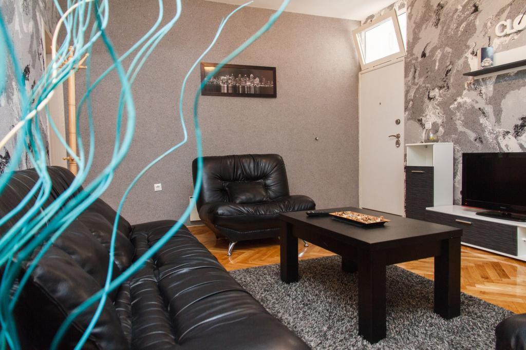 Apartment Aleksandar Belgrad Exteriör bild